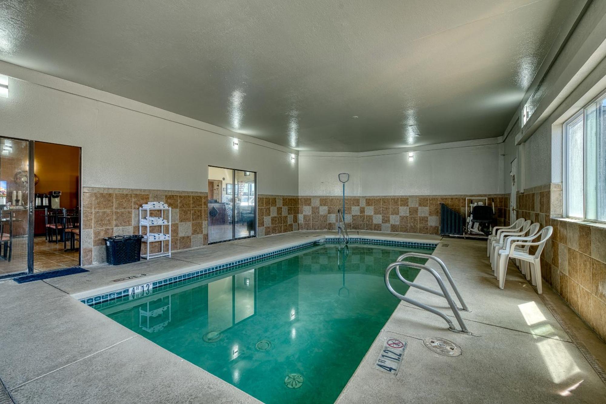 Super 8 By Wyndham Alamosa Motel Dış mekan fotoğraf