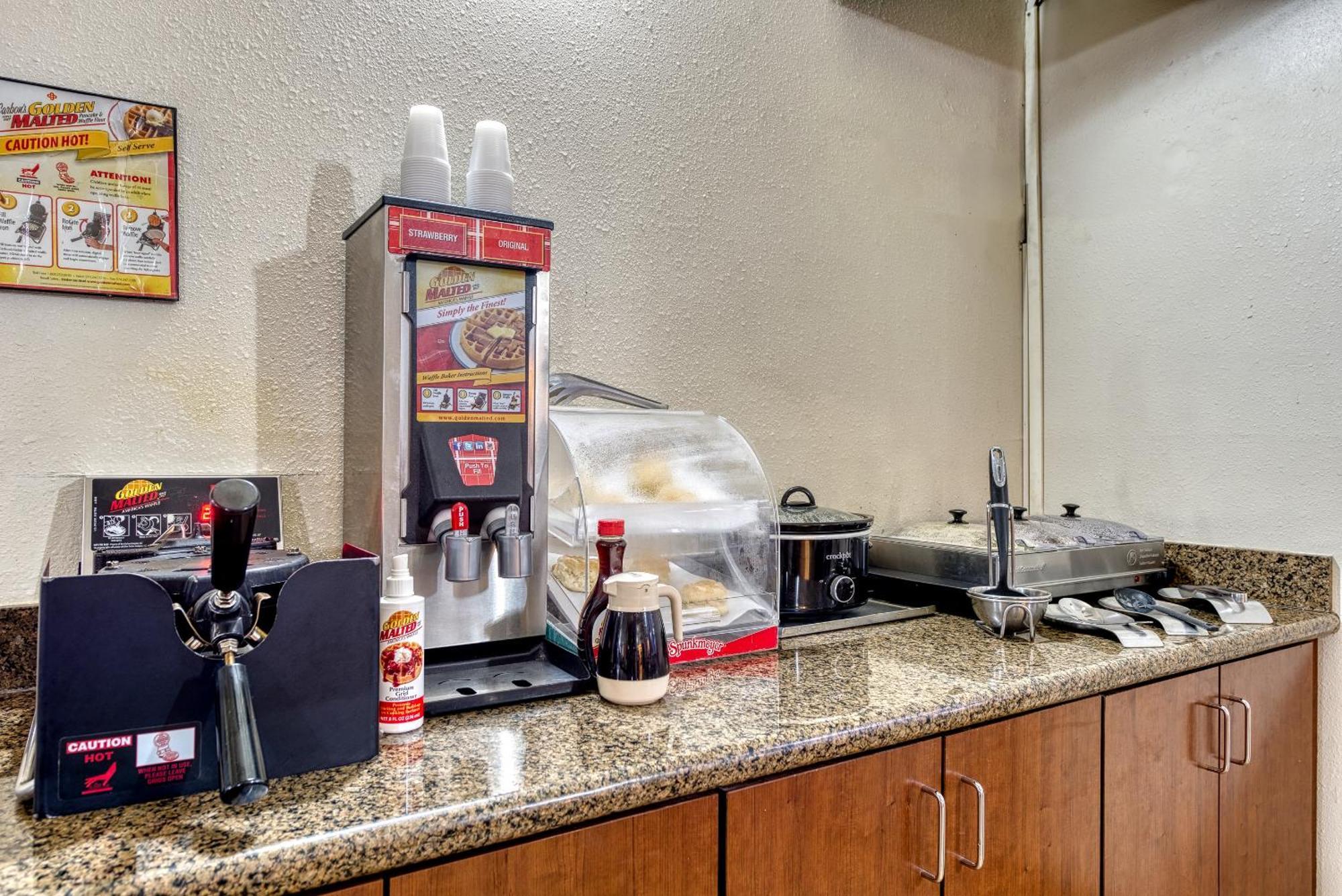 Super 8 By Wyndham Alamosa Motel Dış mekan fotoğraf