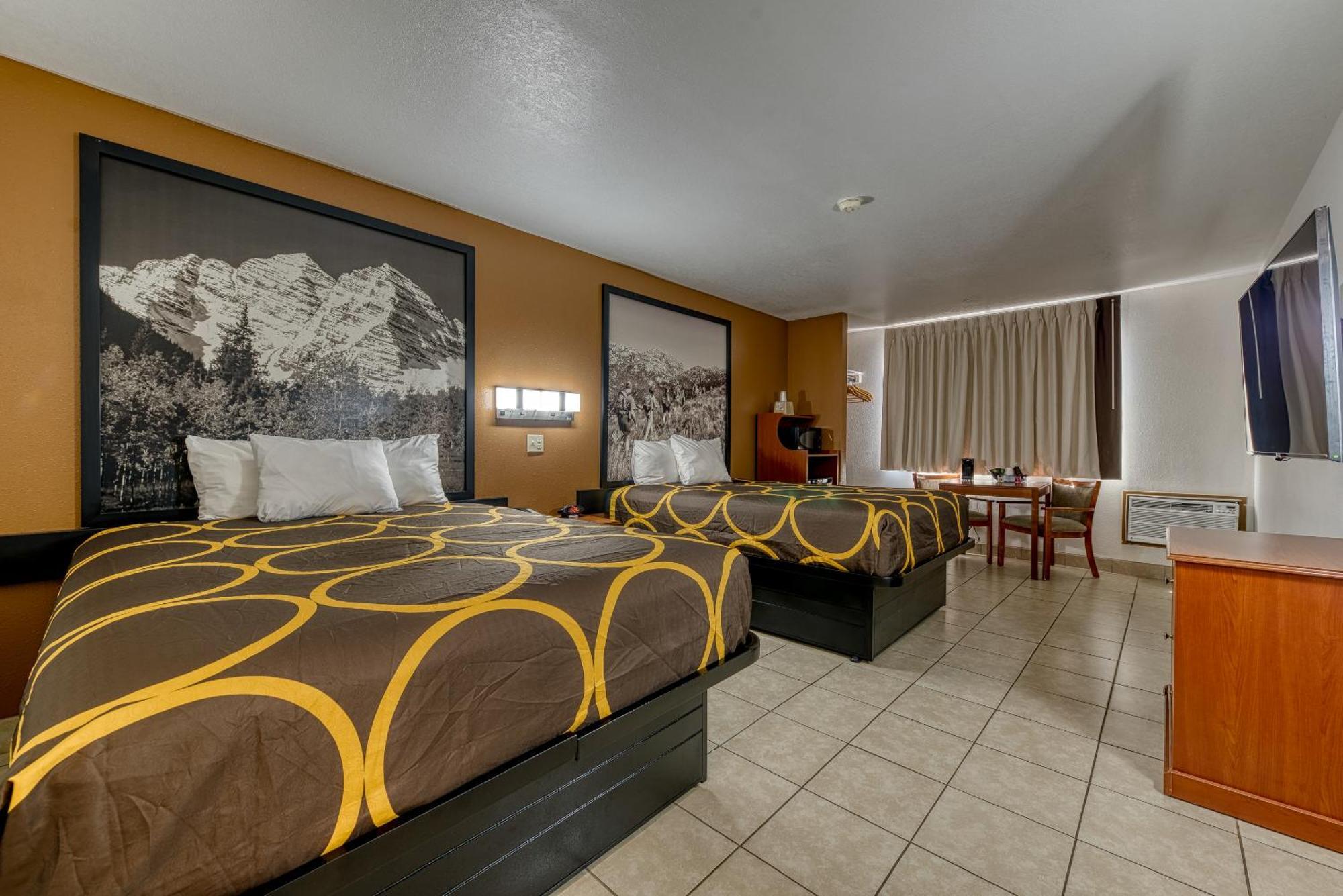 Super 8 By Wyndham Alamosa Motel Oda fotoğraf