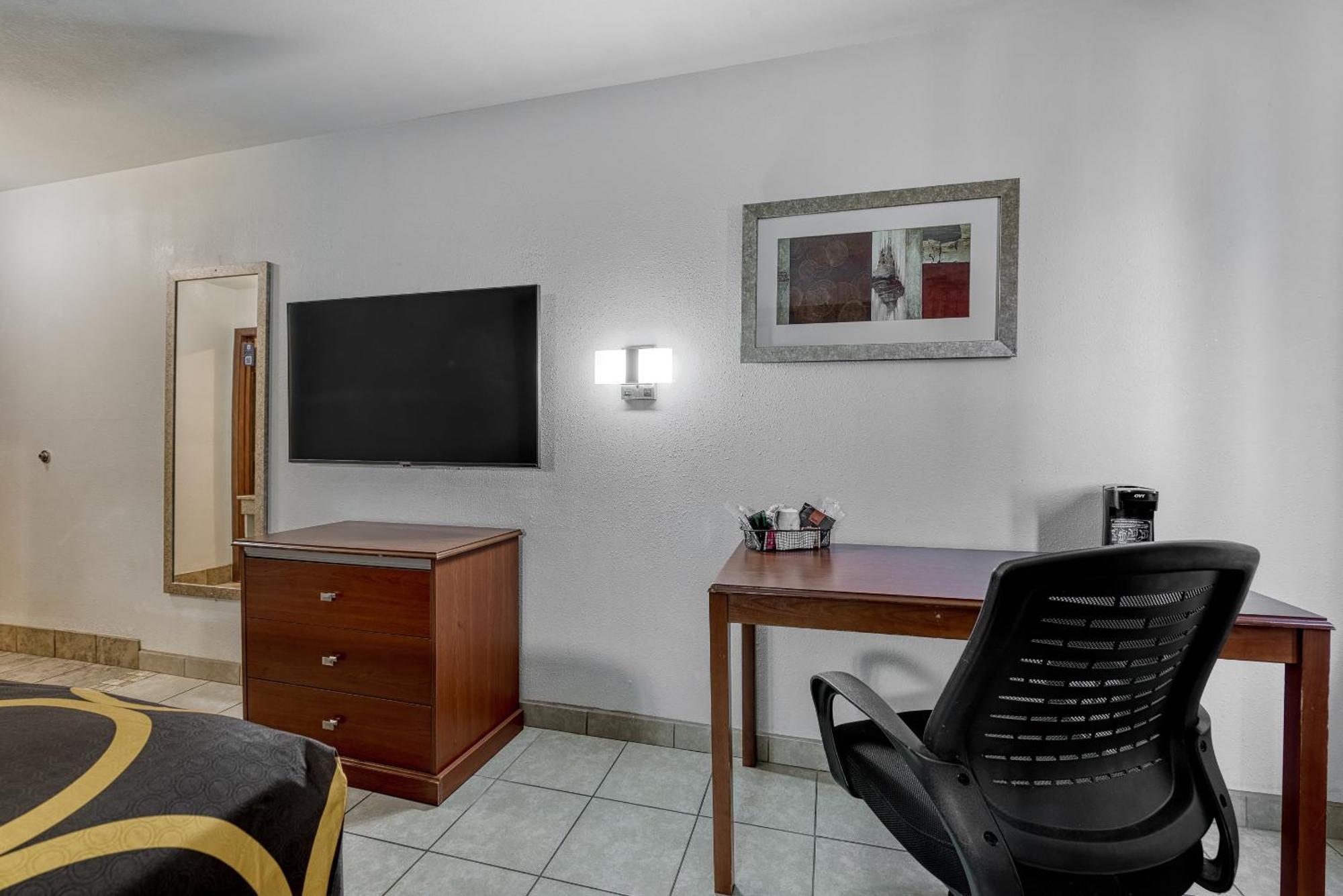 Super 8 By Wyndham Alamosa Motel Oda fotoğraf