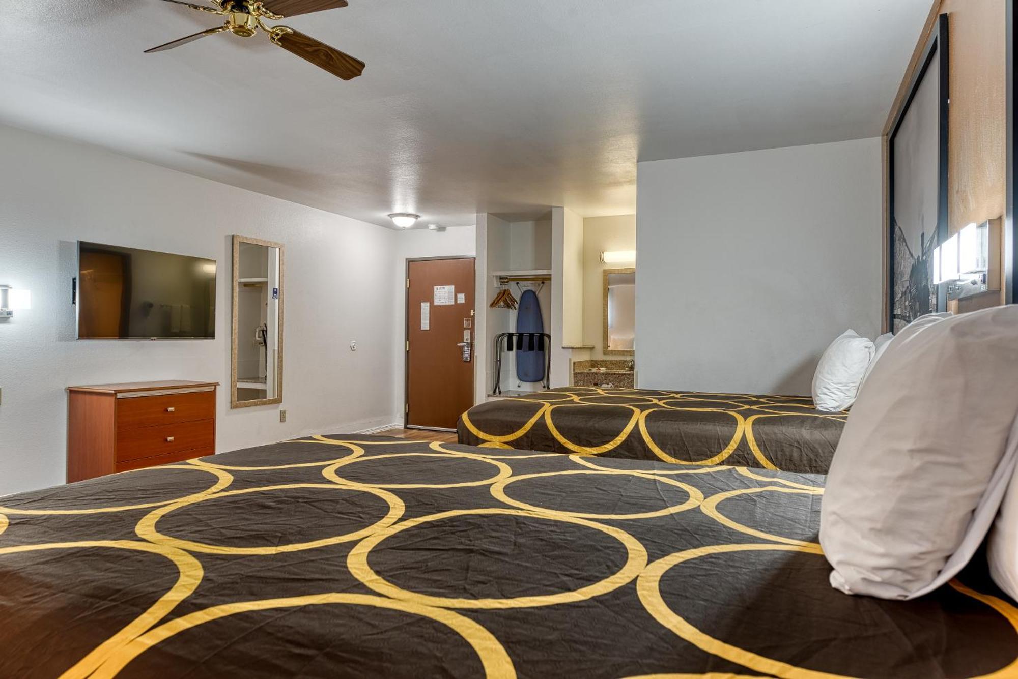 Super 8 By Wyndham Alamosa Motel Oda fotoğraf