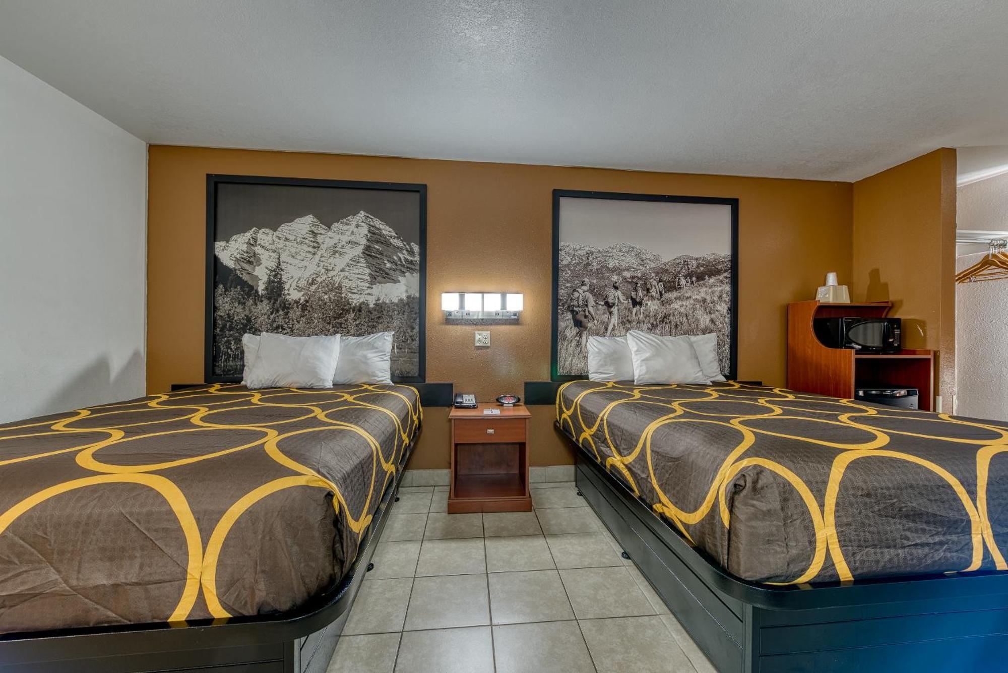 Super 8 By Wyndham Alamosa Motel Oda fotoğraf